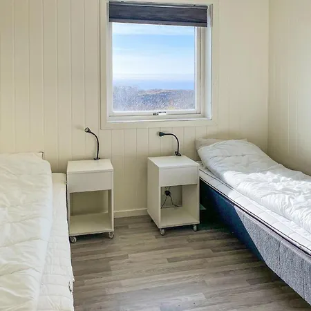別荘 5 Bedroom Front In Kverven